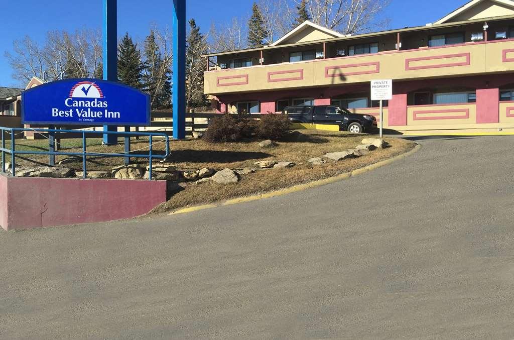 Canadas Best Value Inn Chinook Station YYC Dış mekan fotoğraf