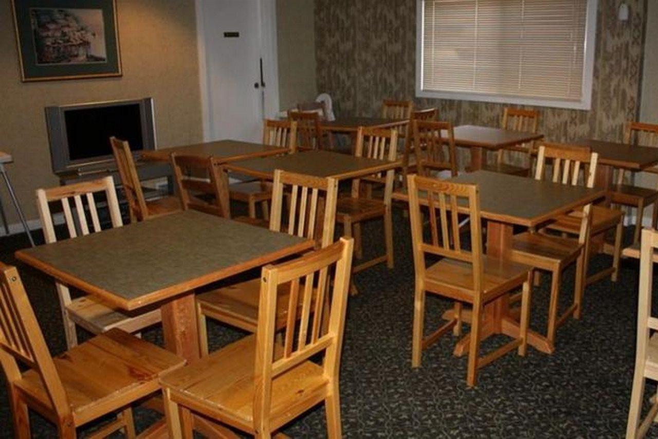 Canadas Best Value Inn Chinook Station YYC Dış mekan fotoğraf