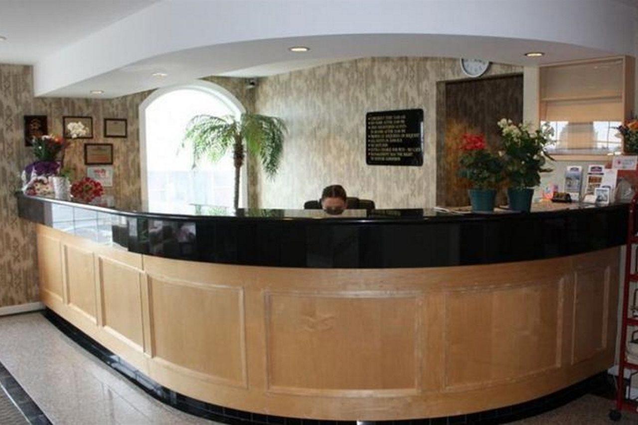 Canadas Best Value Inn Chinook Station YYC Dış mekan fotoğraf