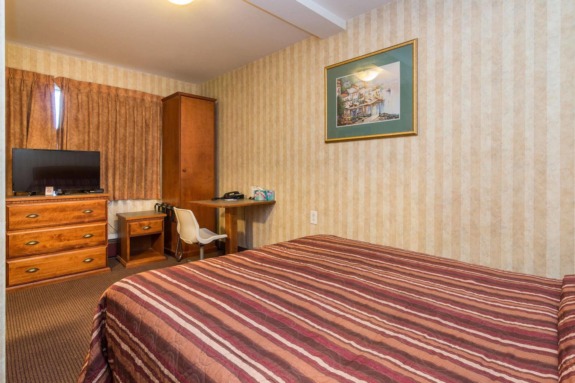 Canadas Best Value Inn Chinook Station YYC Dış mekan fotoğraf