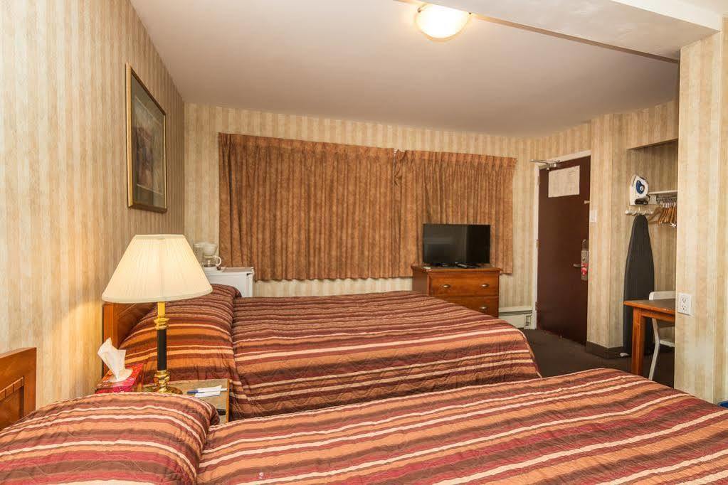 Canadas Best Value Inn Chinook Station YYC Dış mekan fotoğraf