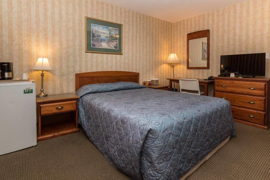Canadas Best Value Inn Chinook Station YYC Dış mekan fotoğraf